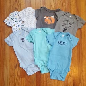 Set of 7 onsie 0 - 3 months